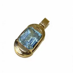 18K Gold Topaz Pendant