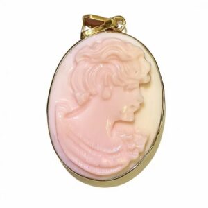 14K gold cameo pendant