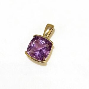 14k gold amethyst pendant